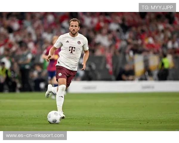 凯恩禁区外贴地斩破门，拜仁慕尼黑一脚精准