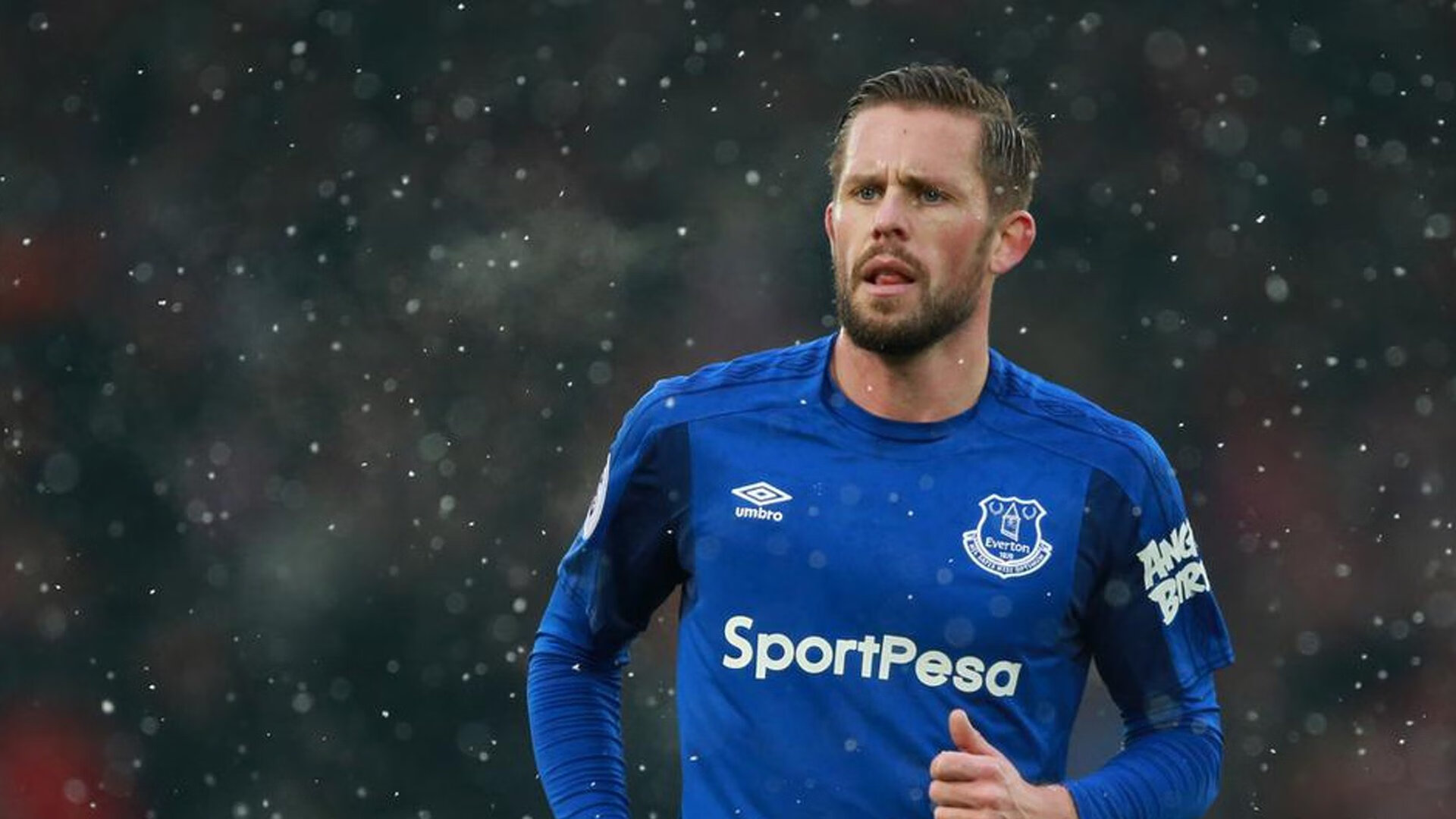 比赛密度升高是否会促使联赛整体打法保守化，密度的竞赛题